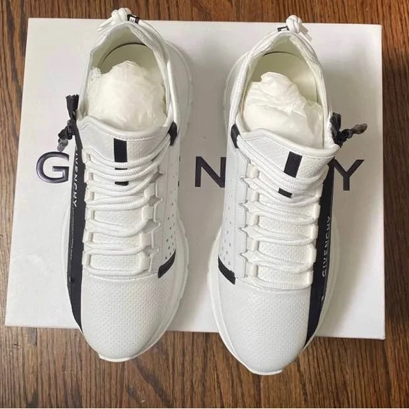 Givenchy Kids logo-print touch-strap Sneakers - Farfetch